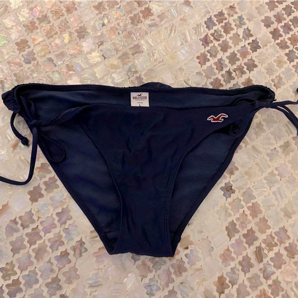Large Hollister Bikini Bottoms- Navy